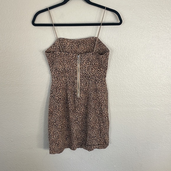 Urban Outfitters leopard mini dress Size 2 - Picture 8 of 12